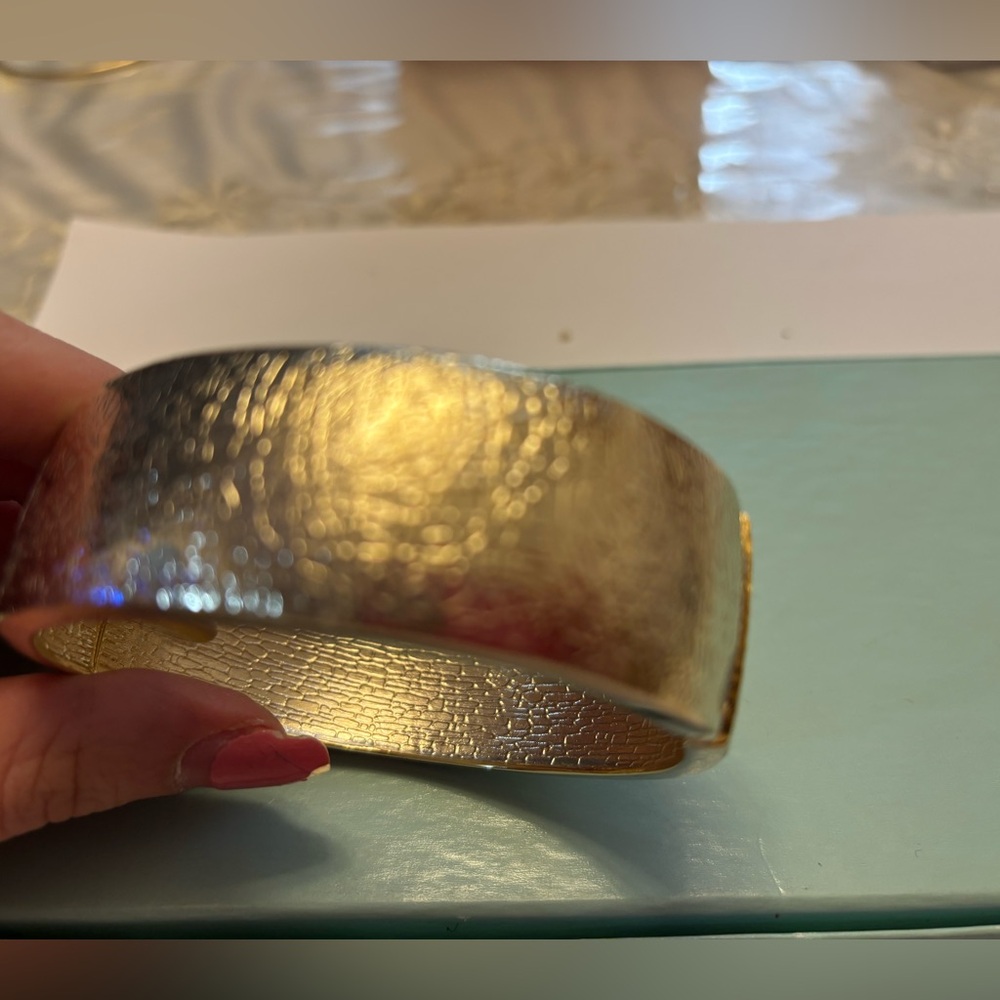 Vintage Gold-Tone Textured Hinged Bangle Bracelet